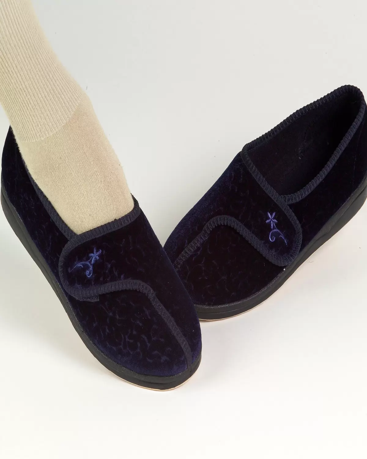 Pantoufles pour Femme Marine – Image 2