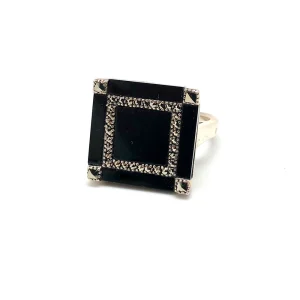 Bague onyx carrée en argent et marcassites de style art déco