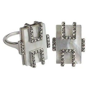 Grande bague nacre rectangulaire art déco en argent et marcassites