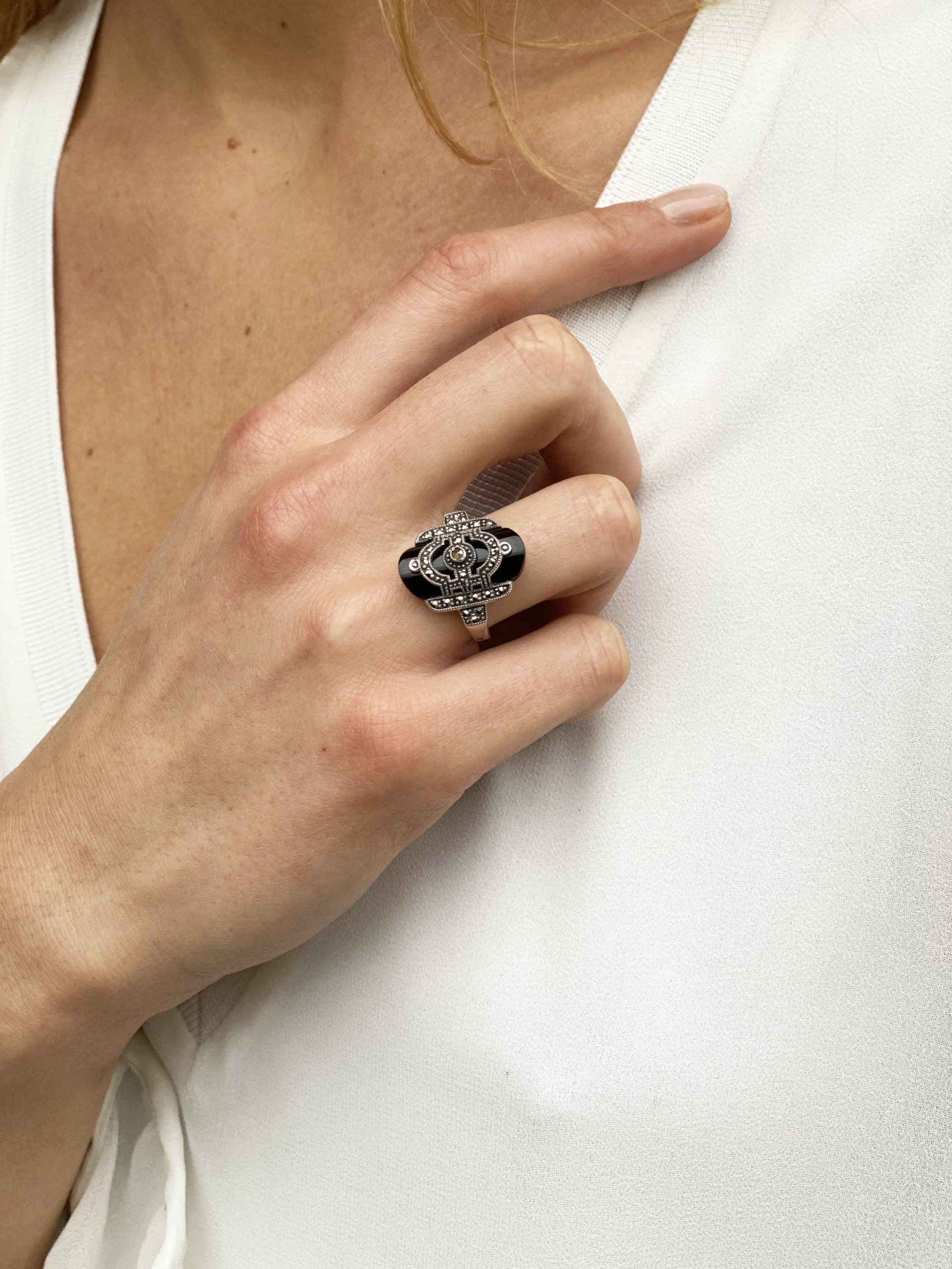 Bague onyx art déco, argent et marcassites – Image 2