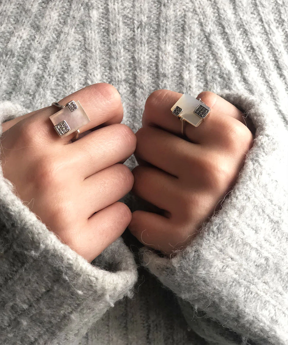 Bague nacre Mireille rectangle en argent et marcassites de style art déco – Image 4