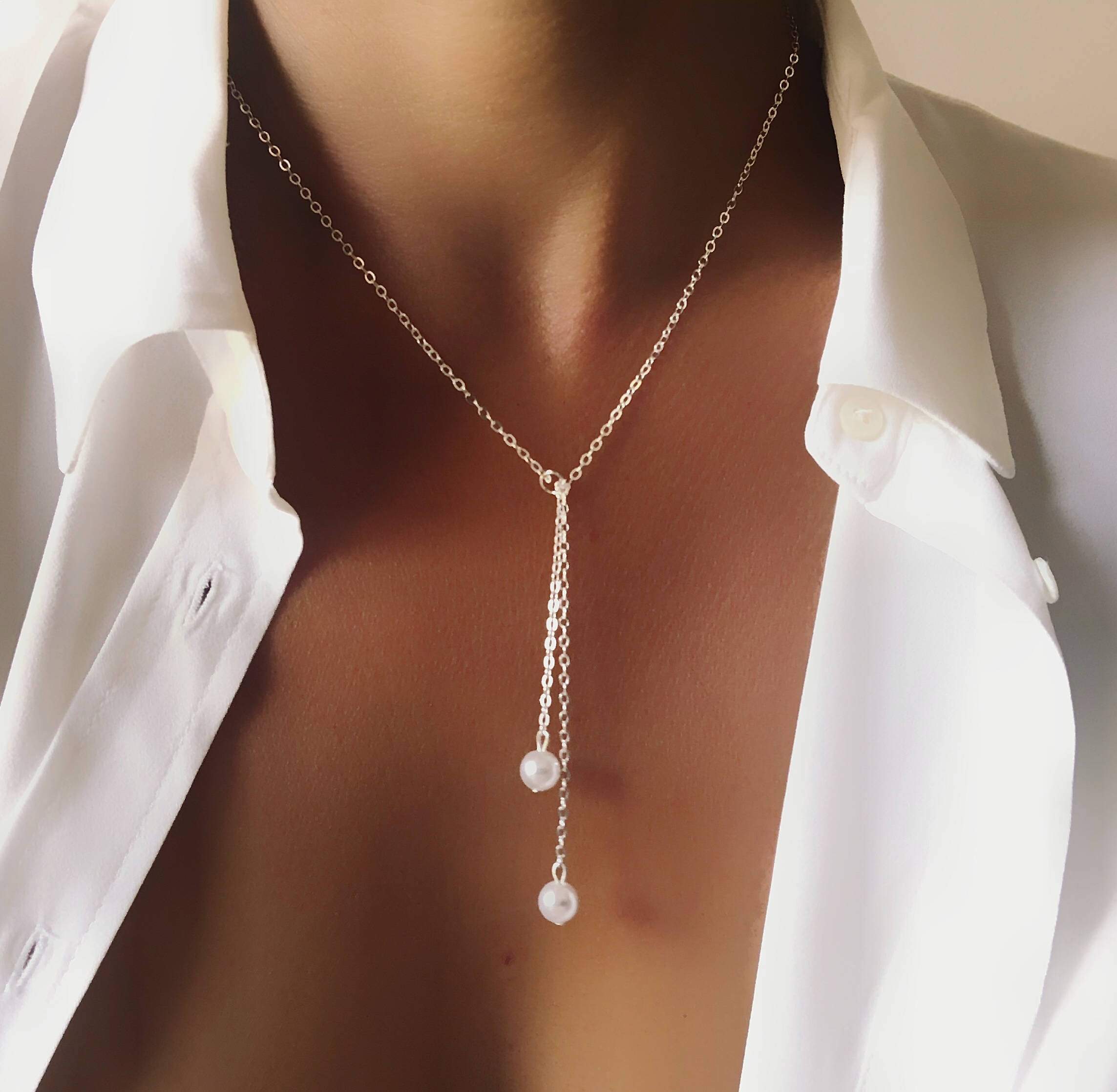 Collier argenté perles blanches