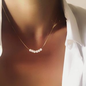 Collier fin perles