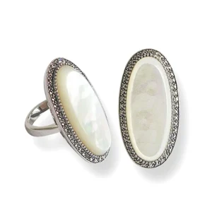 Longue bague nacre ovale art deco en argent et marcassites
