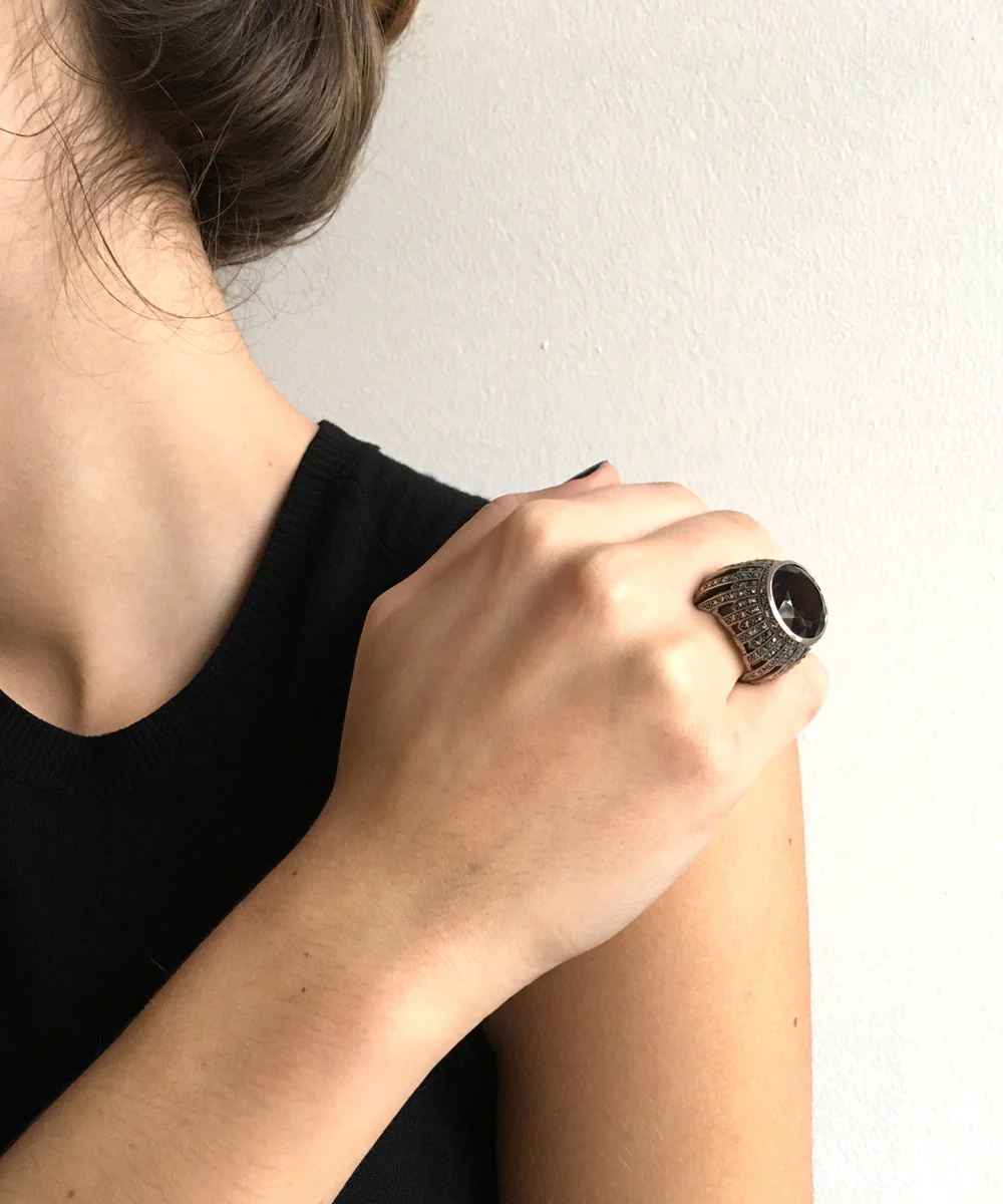 Grosse bague cabochon de quartz fumé, argent et marcassites de style art déco – Image 4