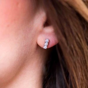 Boucles d&rsquo;oreilles en or blanc et diamants – Mia