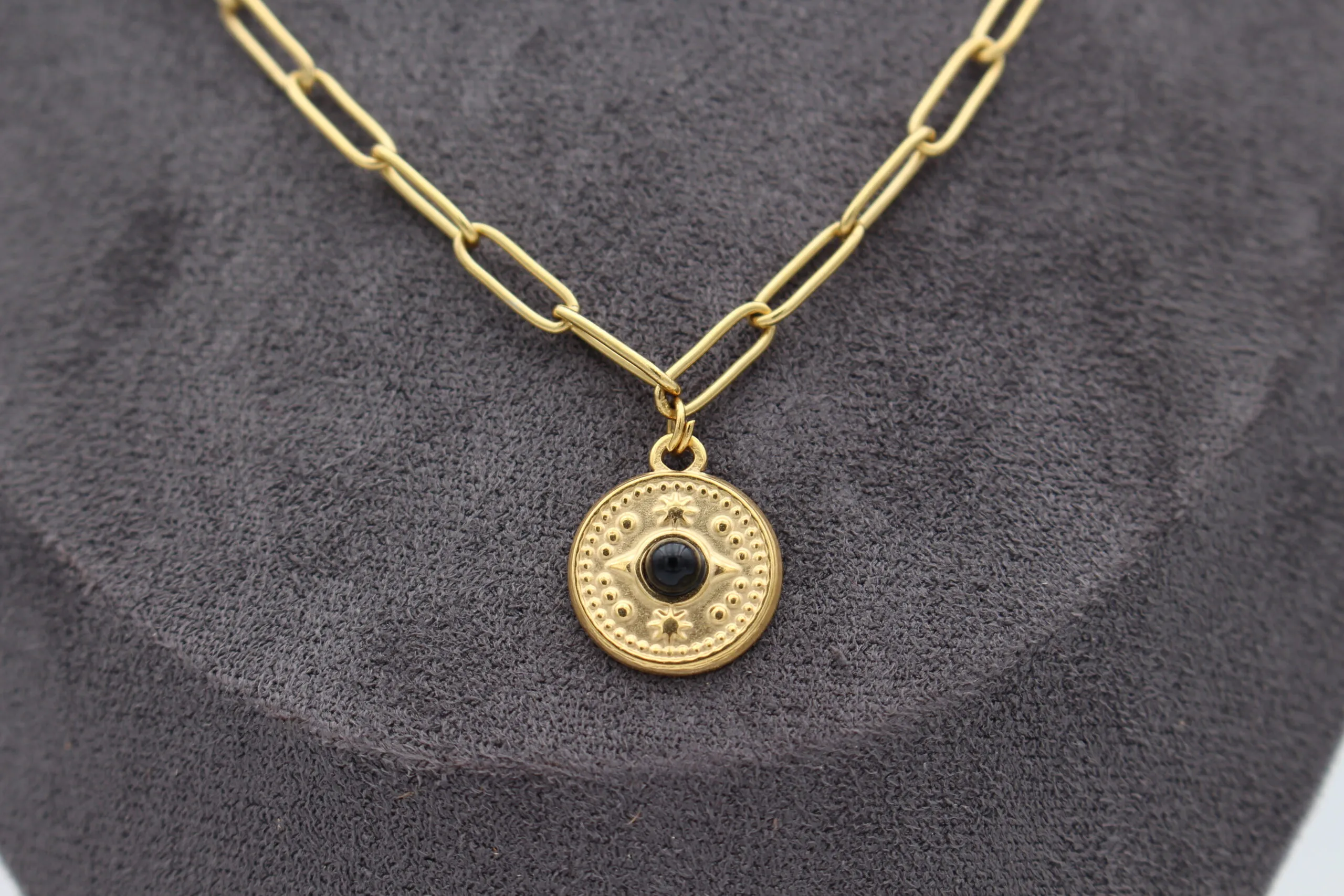 Collier Amanda – Image 3