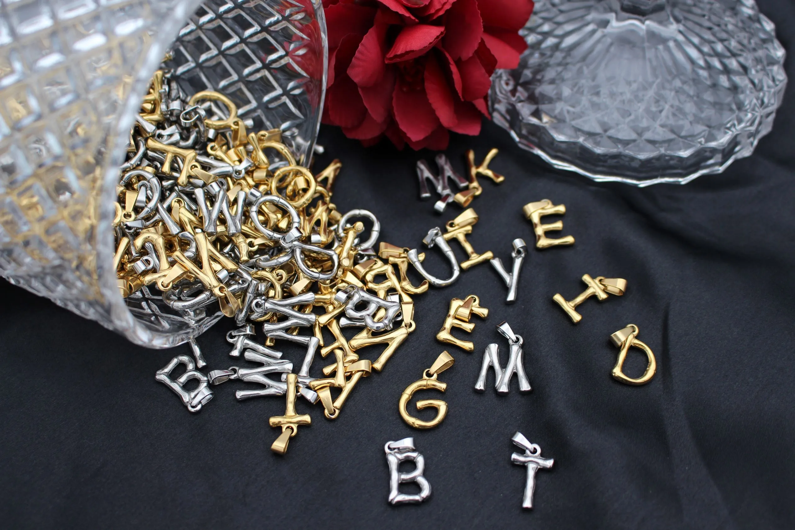 Pendentifs Lettres