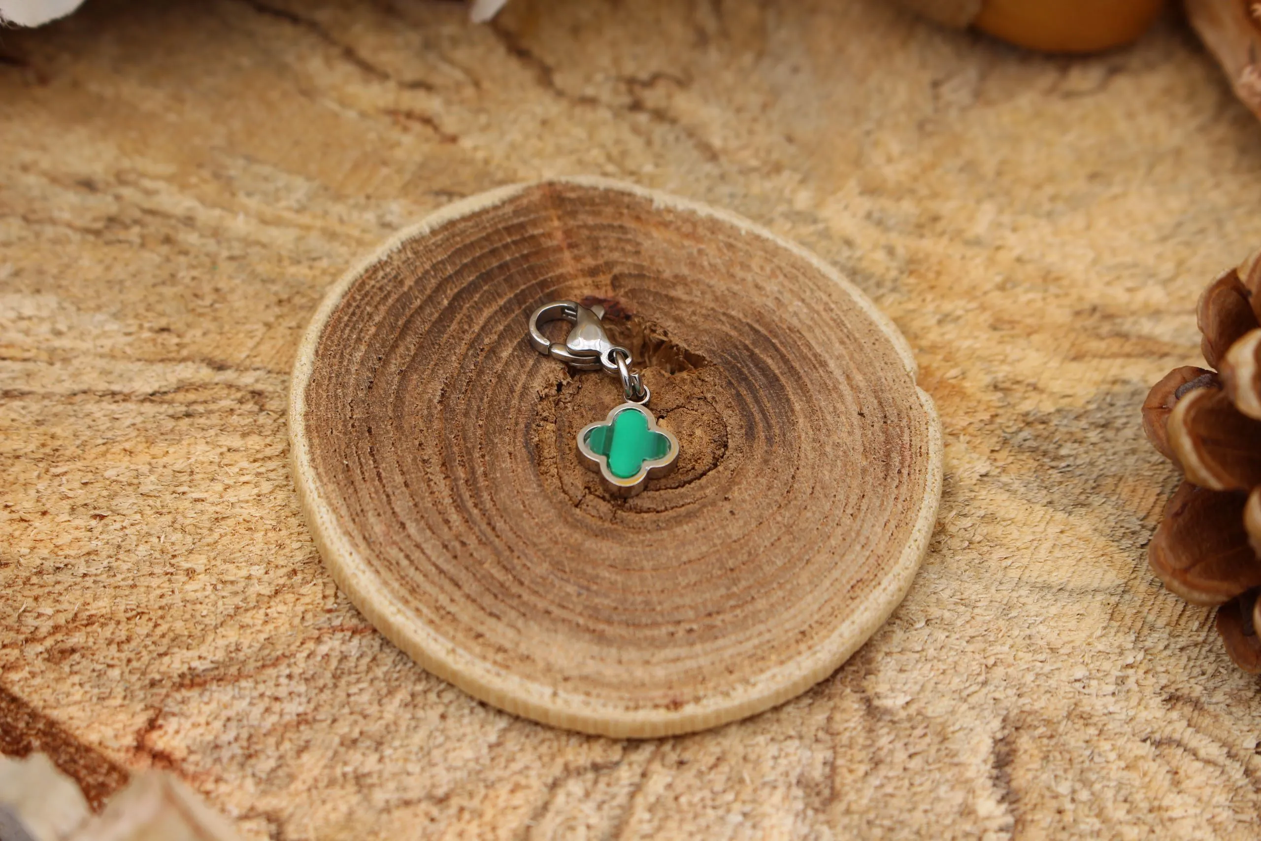 Charm Trèfle Couleur – Image 9