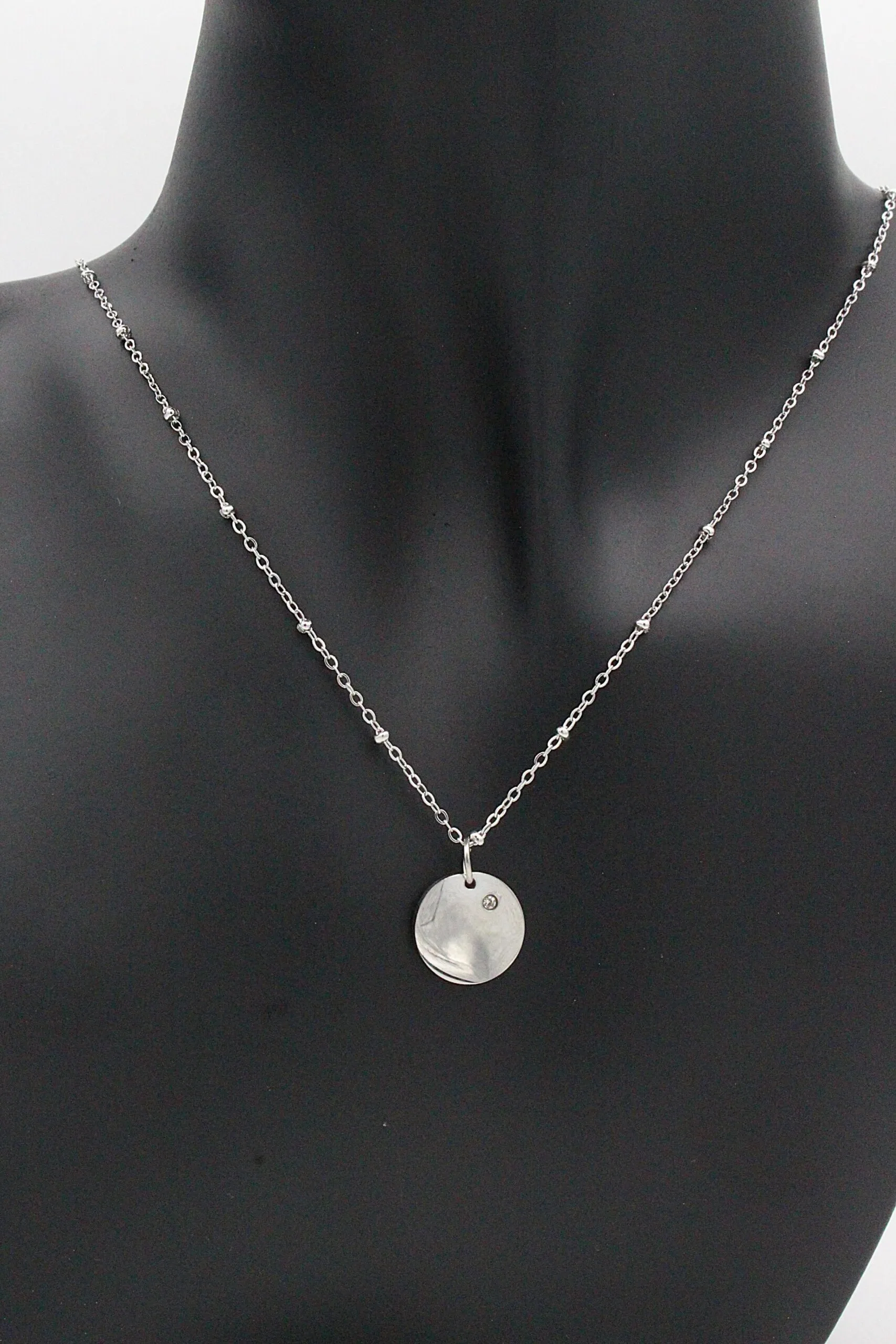 Collier Gravure Médaillon Strass (Taille Homme) – Image 7