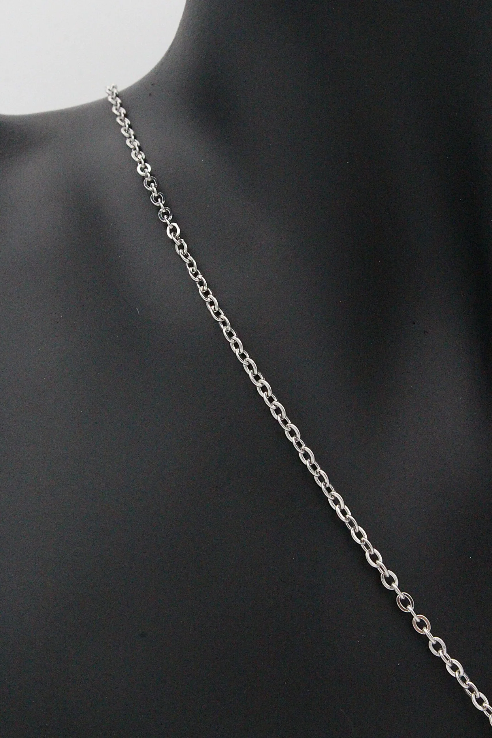 Collier Gravure Médaillon Strass (Taille Homme) – Image 9