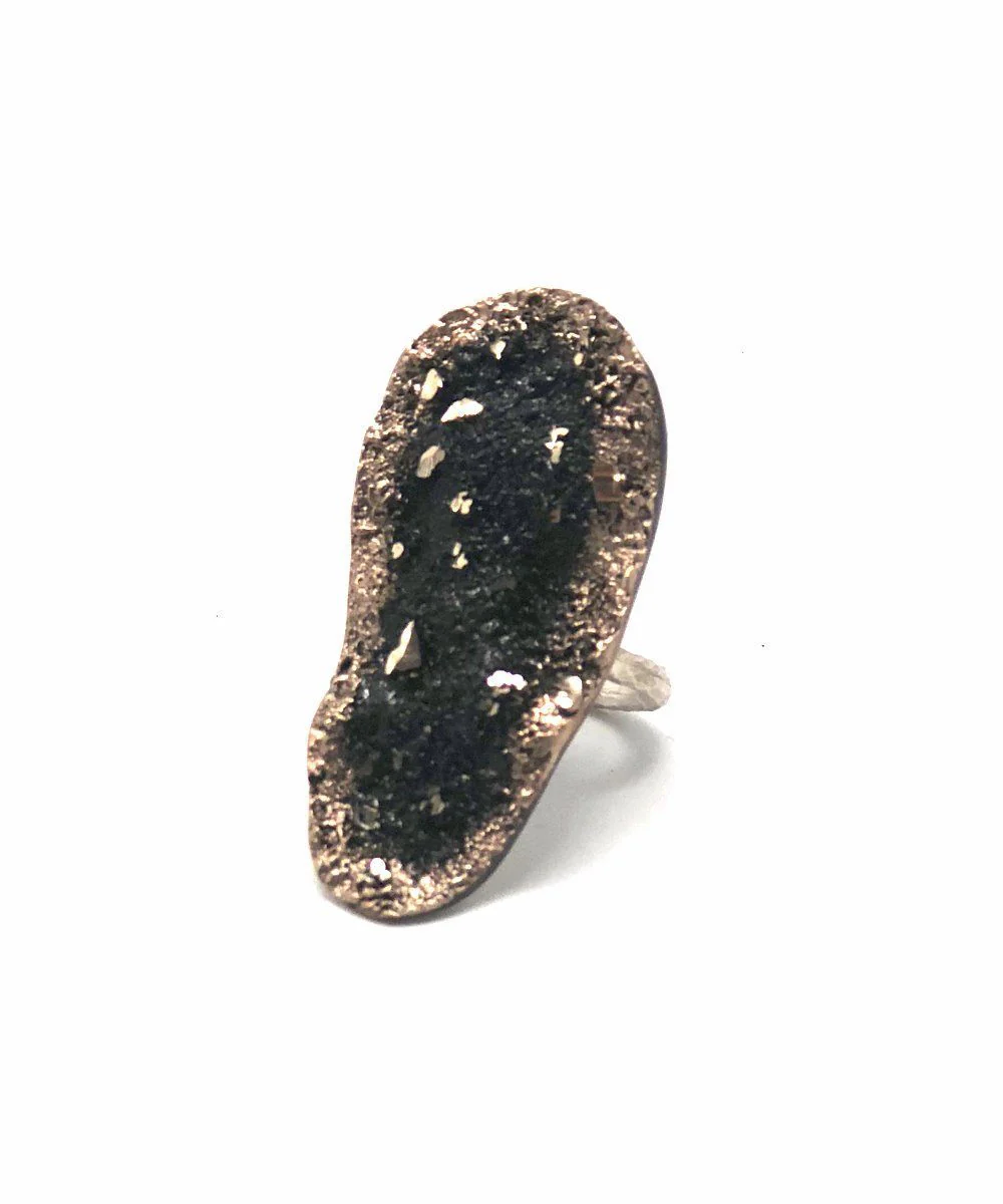 Bague en bronze noir - Tina Kotsoni