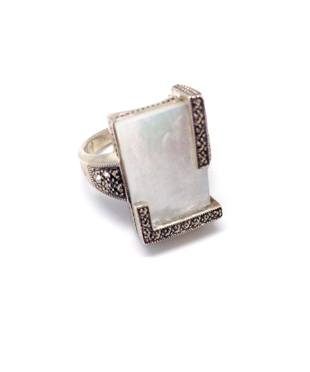 Bague nacre art déco en argent et marcassites