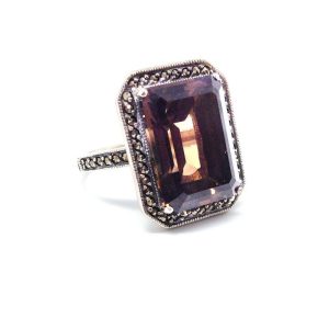 Bague art déco en quartz fumé, marcassite et argent