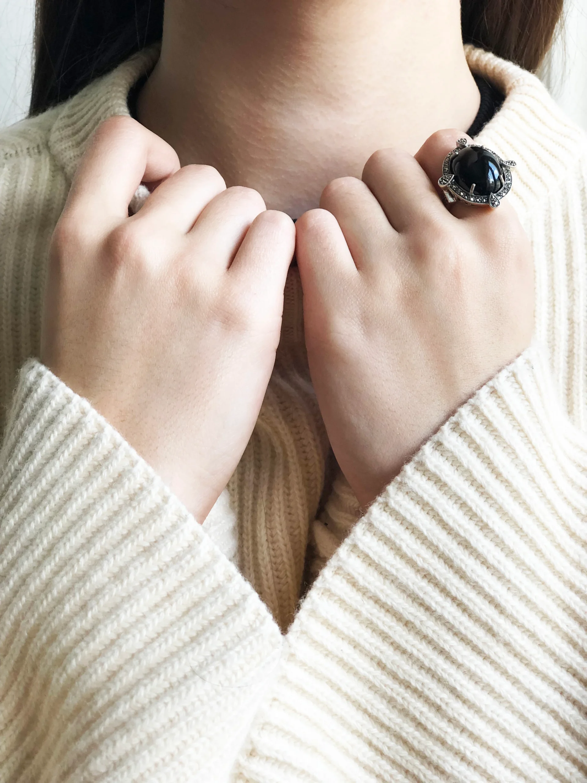 Grosse bague onyx cabochon , argent et marcassites de style art déco – Image 2