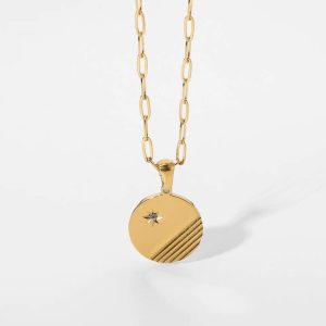 Collier médaille acier doré strass