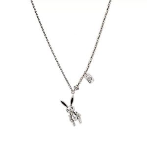 Collier pendentif lapin femme