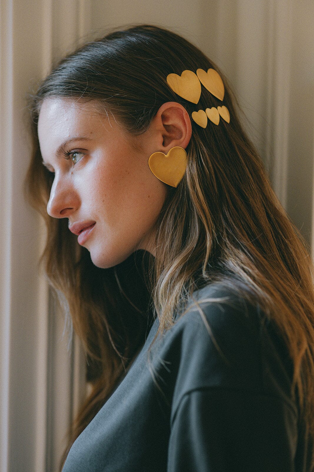 Maxi Boucles d'Oreilles Puces Aphrodite Or Coeur – Image 6